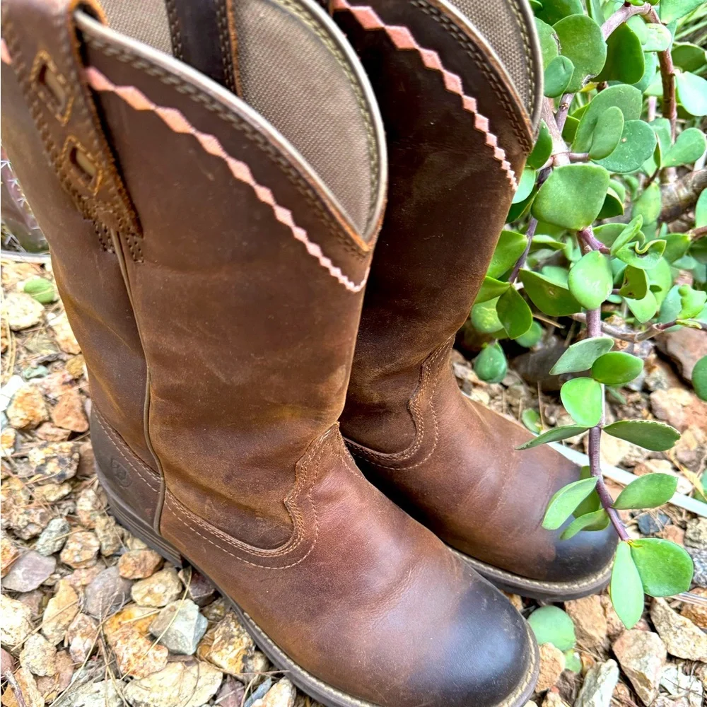 Ariat Boots size 9 - Picture 1 of 5